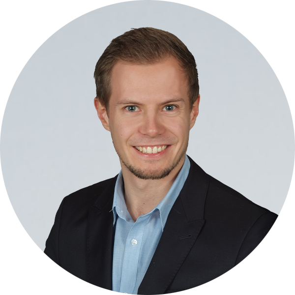 it-novum Trainings Academy 12 benedikt boehning rund